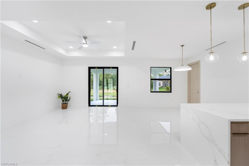 529 Allison St E, Lehigh Acres, FL 33974-41