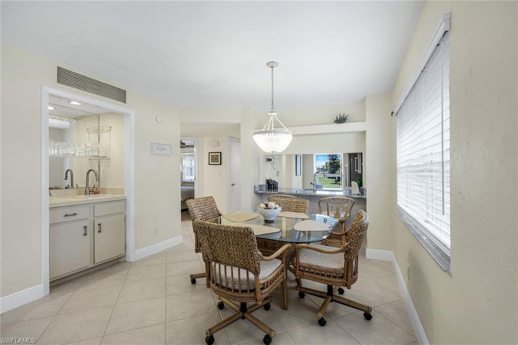 1041 Swallow Ave 202, Marco Island, FL 34145-8