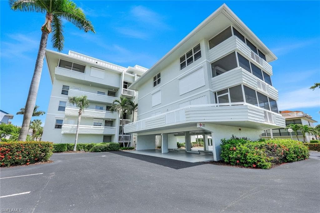 1041 Swallow Ave 202, Marco Island, FL 34145-19