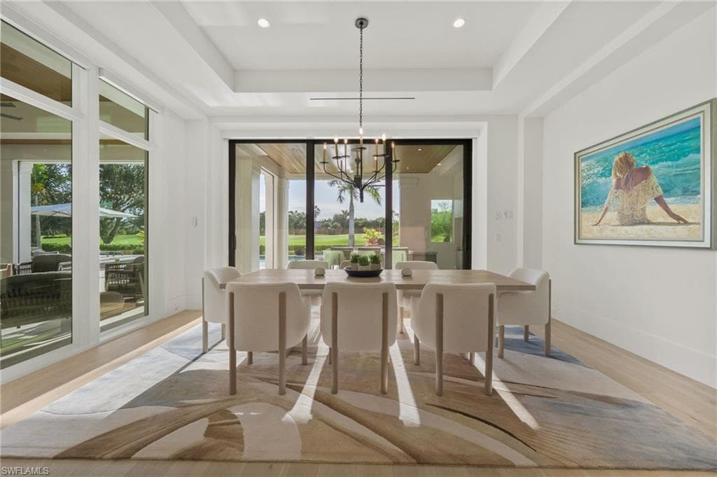 6253 Highcroft Dr, Naples, FL 34119-16