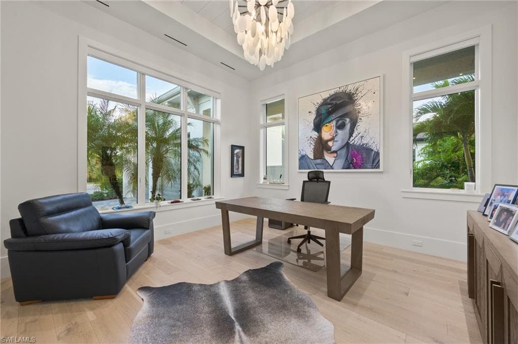6253 Highcroft Dr, Naples, FL 34119-25