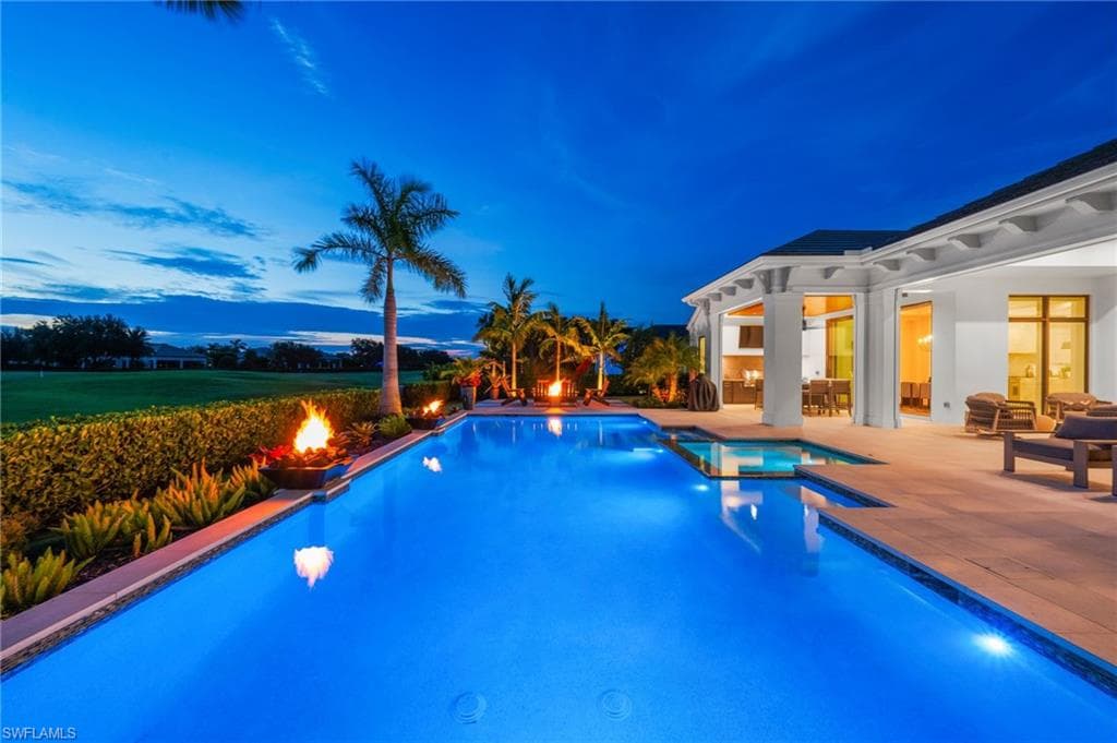 6253 Highcroft Dr, Naples, FL 34119-49