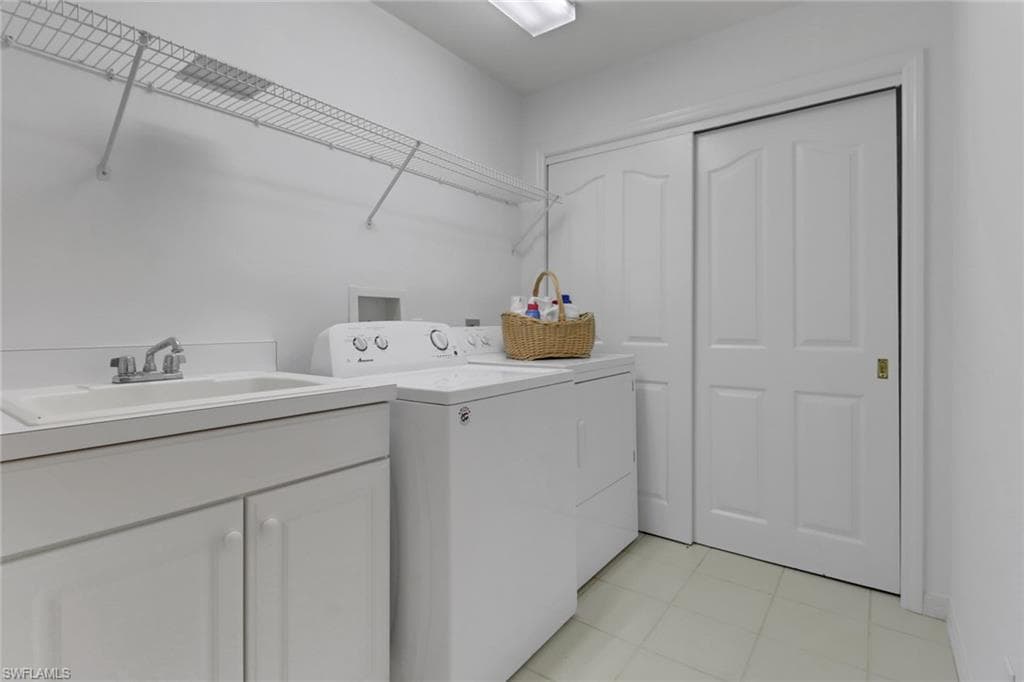 6180 Reserve Cir 203, Naples, FL 34119-21