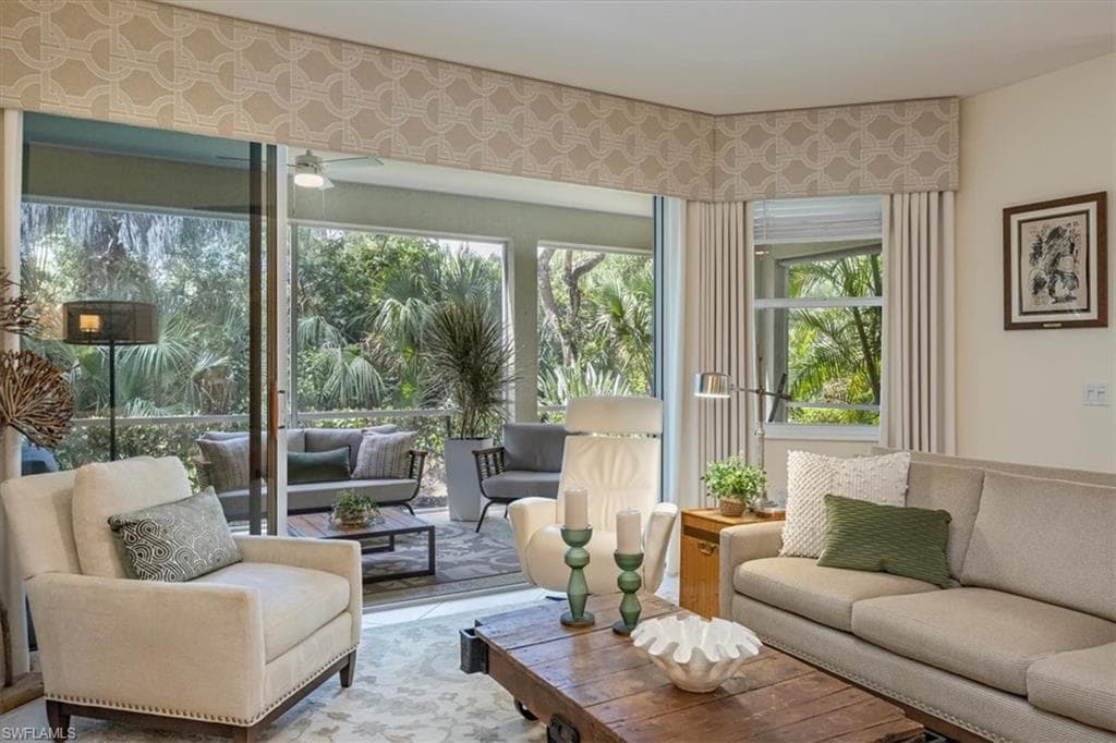 1760 Tarpon Bay Dr S 102, Naples, FL 34119-9