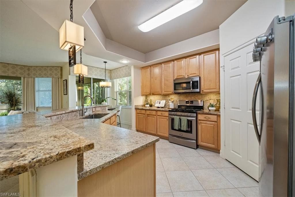 1760 Tarpon Bay Dr S 102, Naples, FL 34119-15