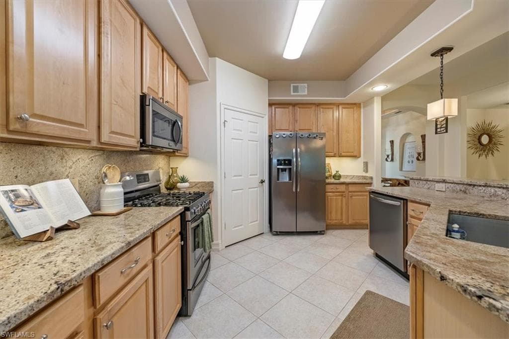 1760 Tarpon Bay Dr S 102, Naples, FL 34119-16