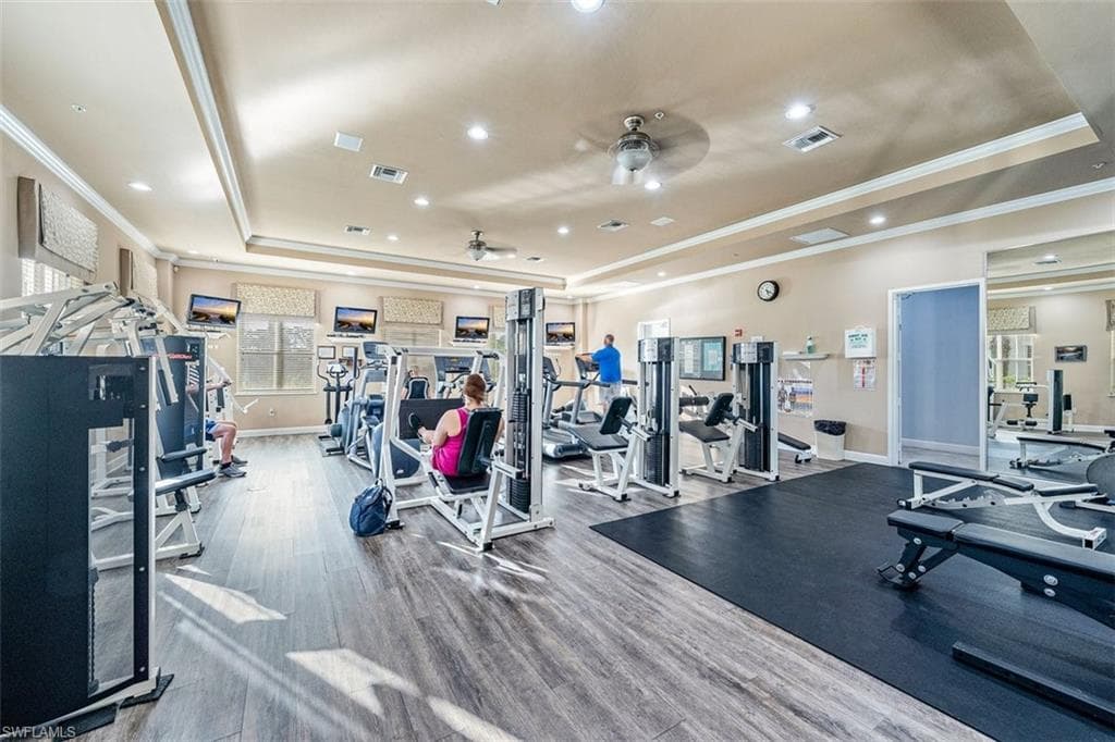 1760 Tarpon Bay Dr S 102, Naples, FL 34119-32