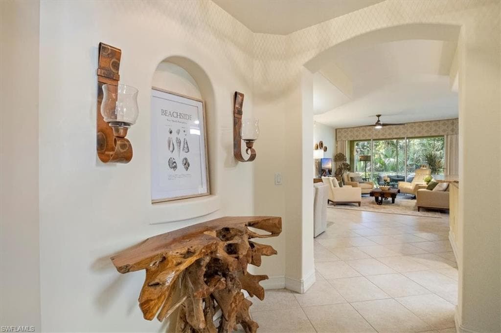 1760 Tarpon Bay Dr S 102, Naples, FL 34119-5