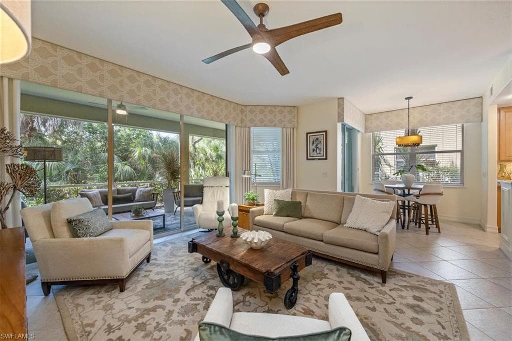 1760 Tarpon Bay Dr S 102, Naples, FL 34119-7