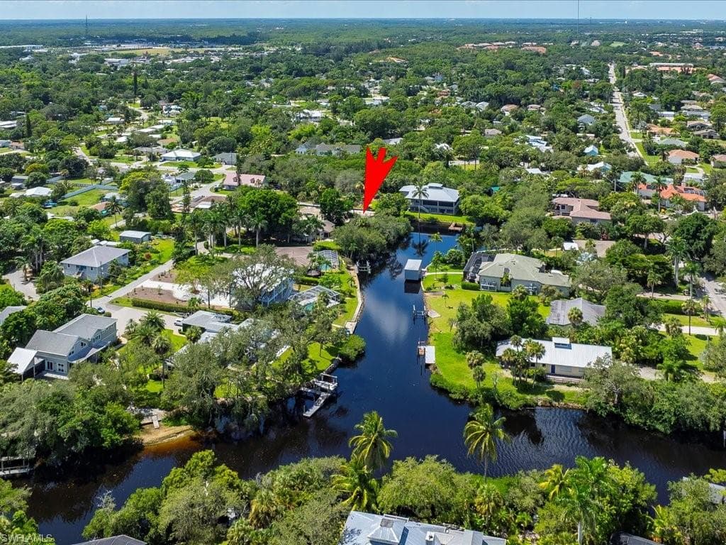 27207 Rio Vista Cir, Bonita Springs, FL 34135-9