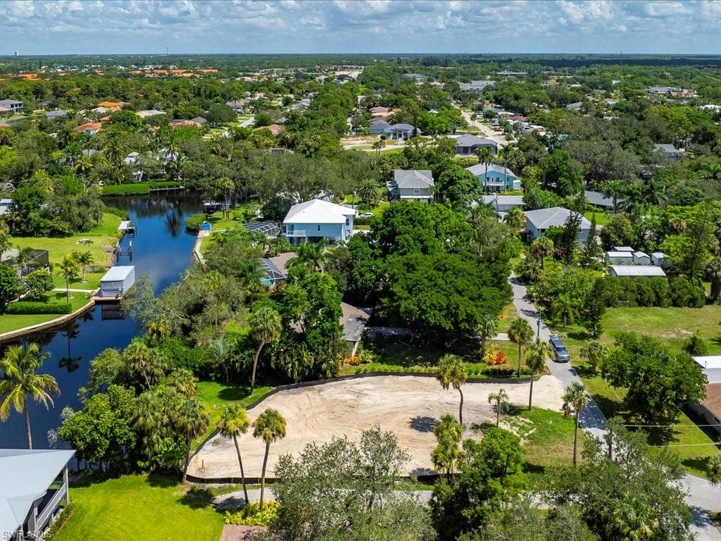 27207 Rio Vista Cir, Bonita Springs, FL 34135-10