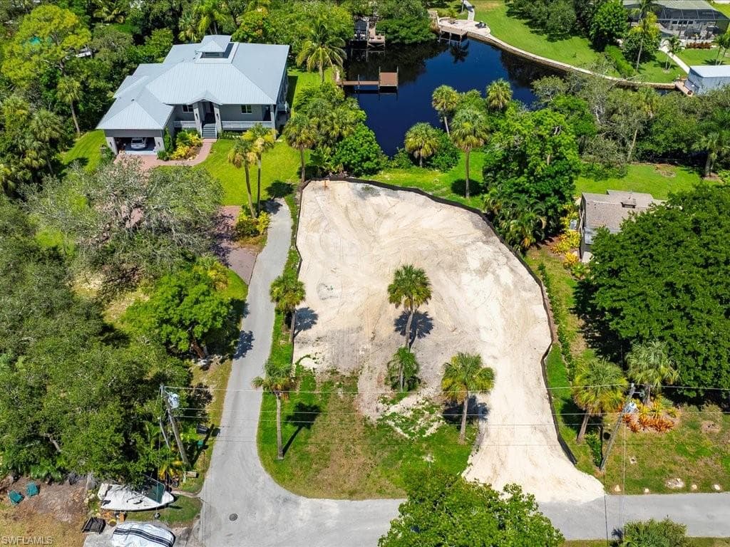 27207 Rio Vista Cir, Bonita Springs, FL 34135-12