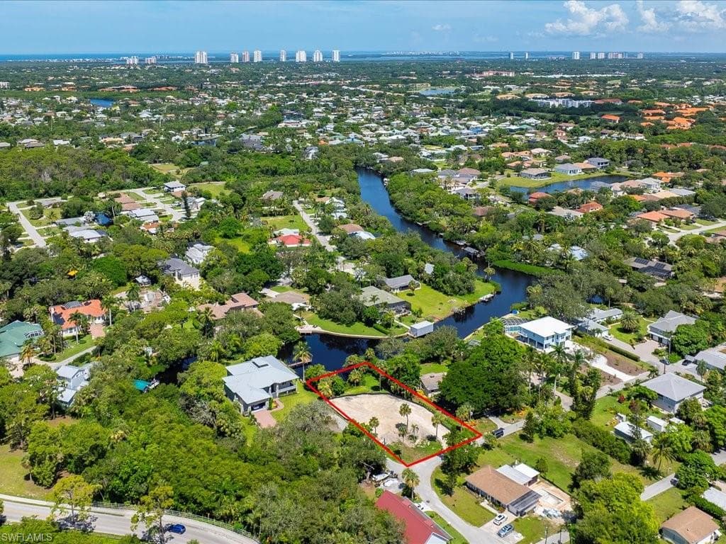 27207 Rio Vista Cir, Bonita Springs, FL 34135-1