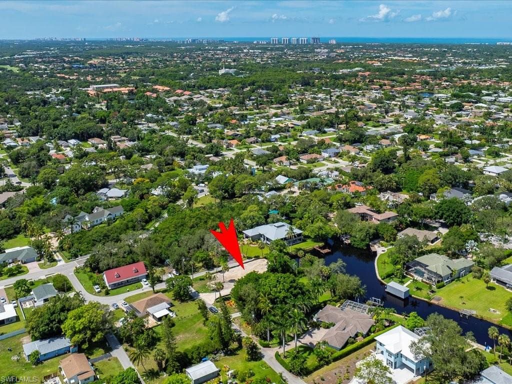 27207 Rio Vista Cir, Bonita Springs, FL 34135-8