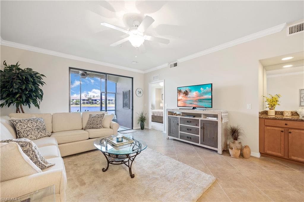 9517 Avellino Way 2215, Naples, FL 34113-2