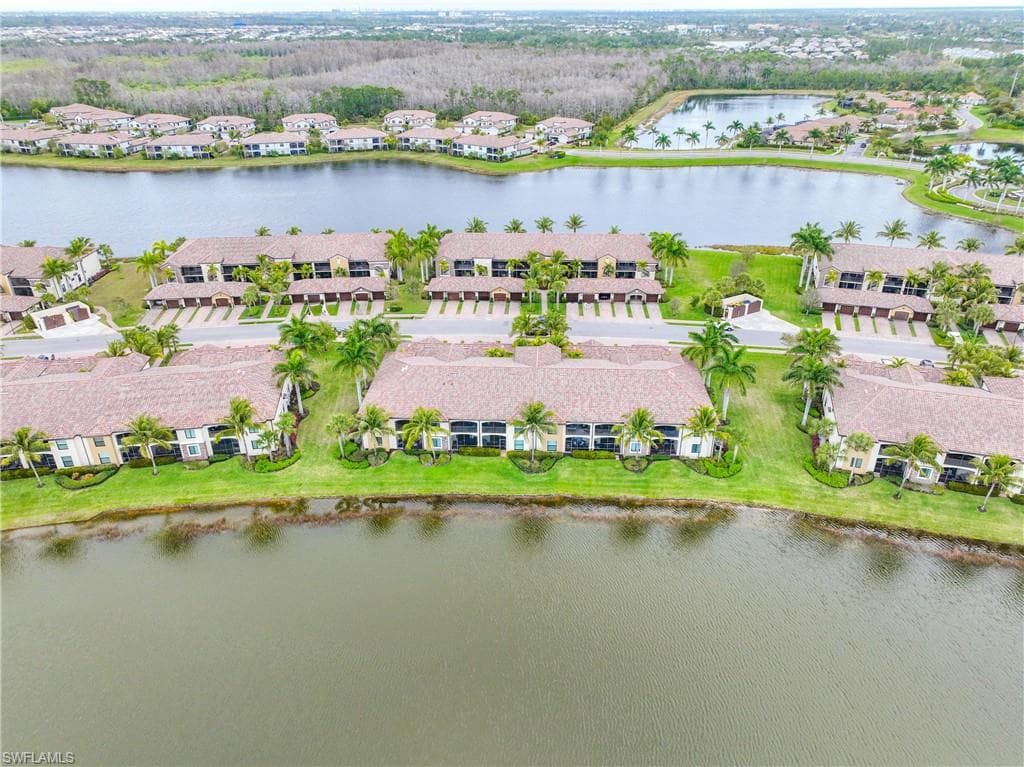 9517 Avellino Way 2215, Naples, FL 34113-31
