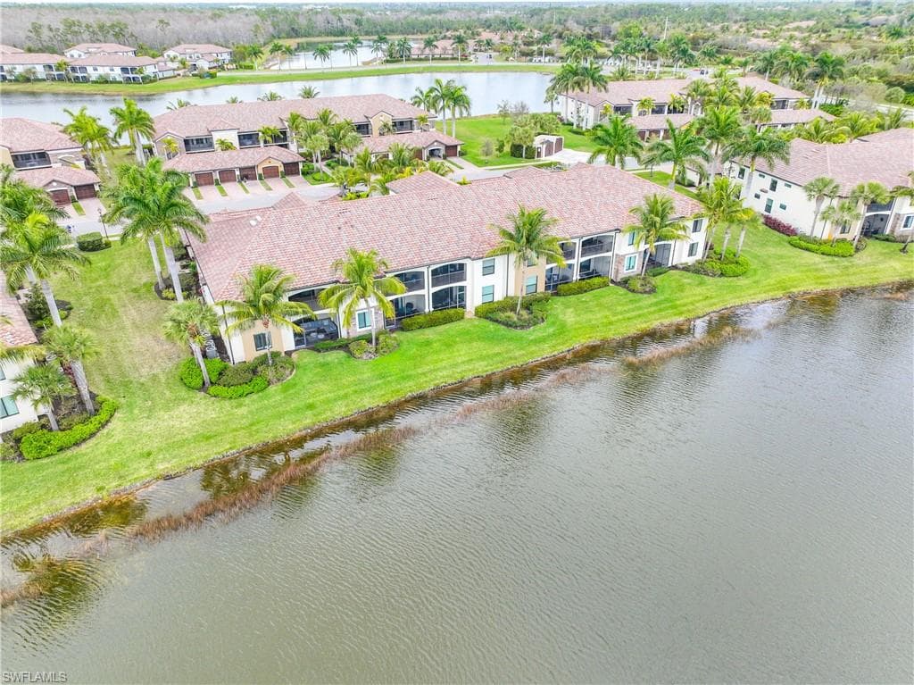 9517 Avellino Way 2215, Naples, FL 34113-32