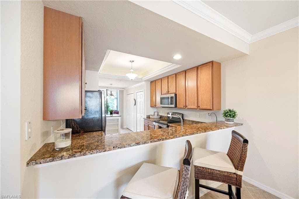 9517 Avellino Way 2215, Naples, FL 34113-5