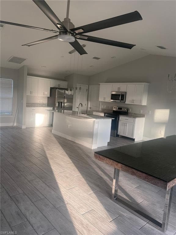 2422 21st Ave, Cape Coral, FL 33993-18