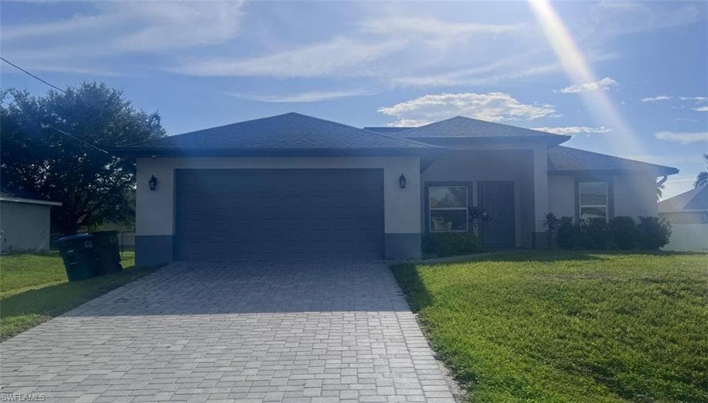 2422 21st Ave, Cape Coral, FL 33993-2