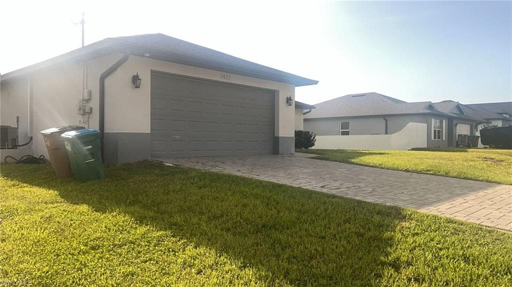 2422 21st Ave, Cape Coral, FL 33993-4