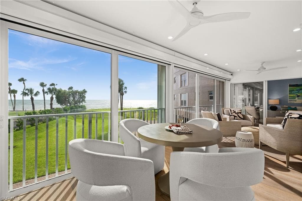 2901 Gulf Shore Blvd N 101s, Naples, FL 34103-11