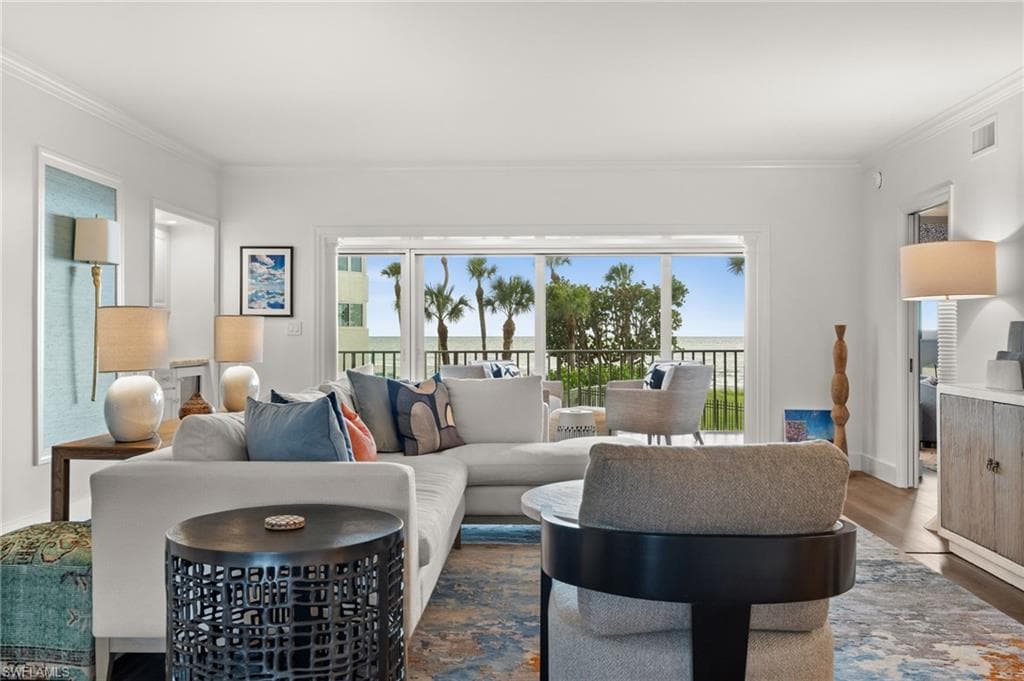 2901 Gulf Shore Blvd N 101s, Naples, FL 34103-27