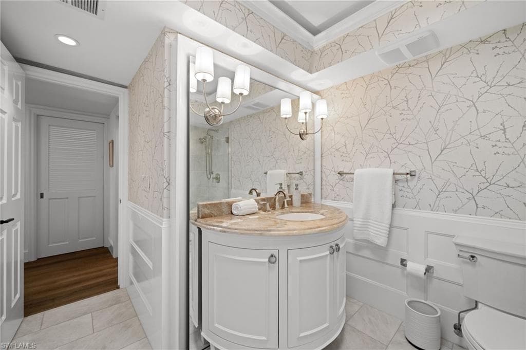 2901 Gulf Shore Blvd N 101s, Naples, FL 34103-42