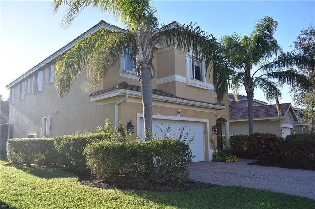 3424 Dandolo Cir, Cape Coral, FL 33909-2