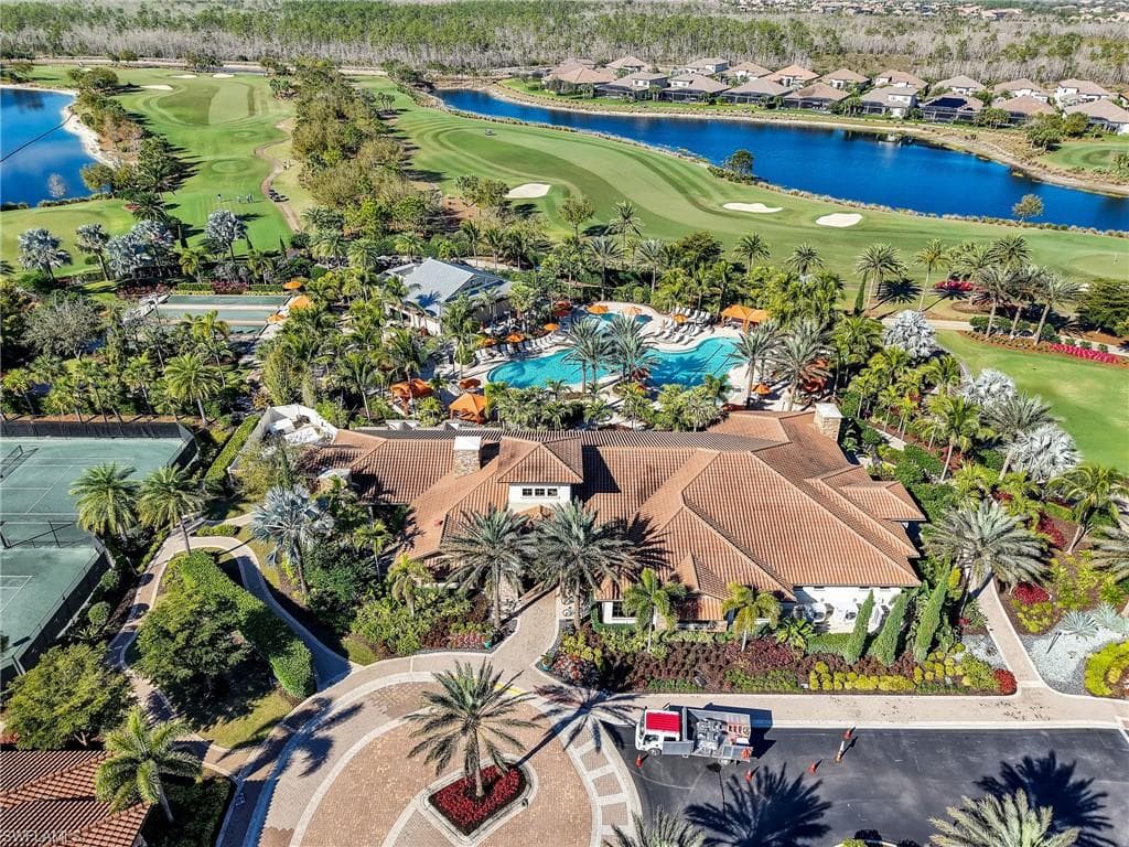 9685 Montelanico Loop SE 202, Naples, FL 34119-38
