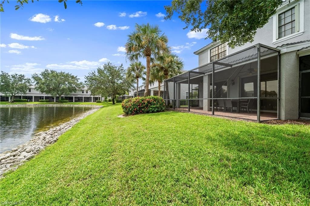 15662 Summit Place Cir 385, Naples, FL 34119-38
