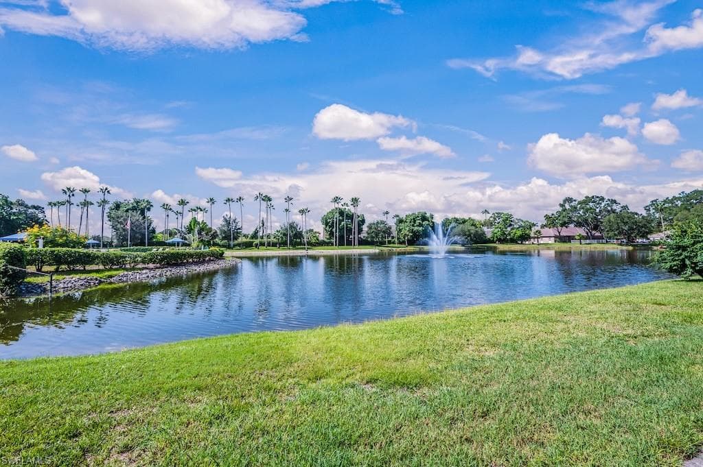 6610 Ilex Cir, Naples, FL 34109-31