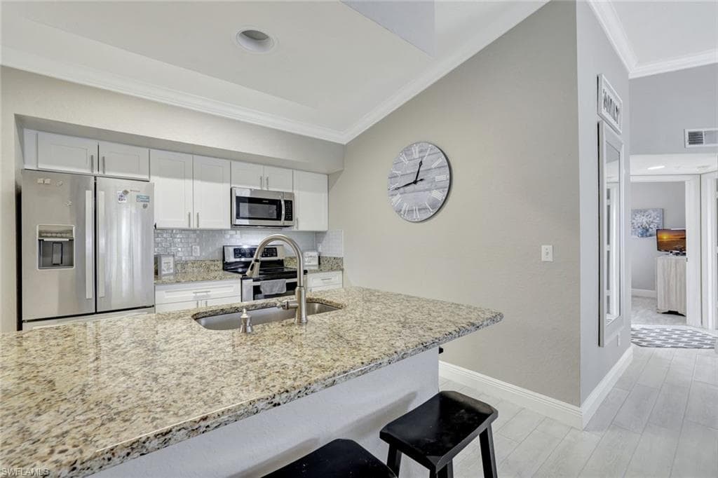 4670 Saint Croix Ln 632, Naples, FL 34109-10