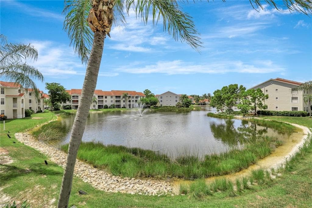 4670 Saint Croix Ln 632, Naples, FL 34109-2