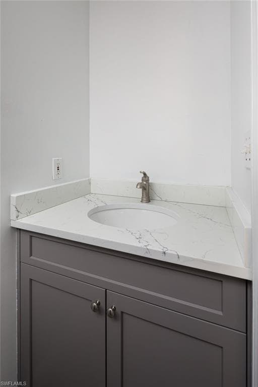 410 Flagship Dr 906, Naples, FL 34108-19