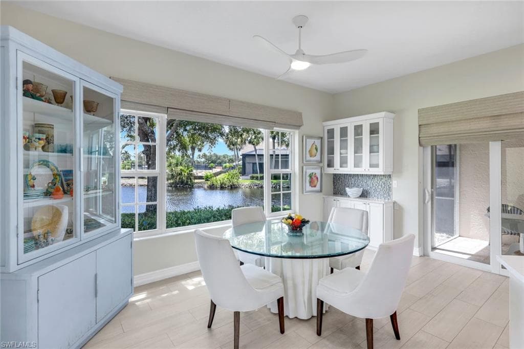 9172 Las Maderas Dr, Bonita Springs, FL 34135-13