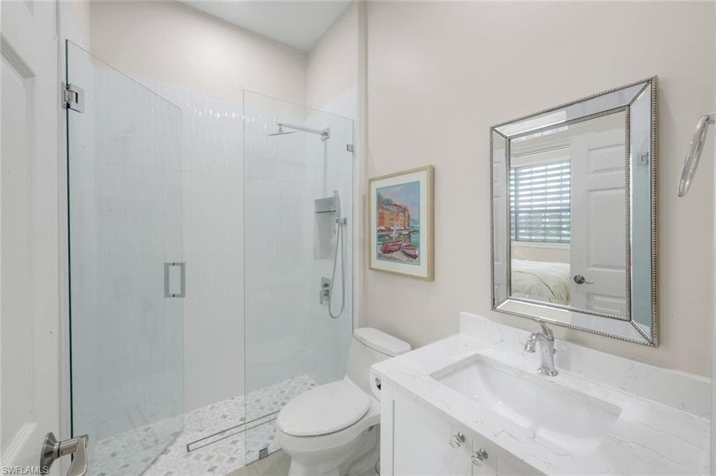 9172 Las Maderas Dr, Bonita Springs, FL 34135-20