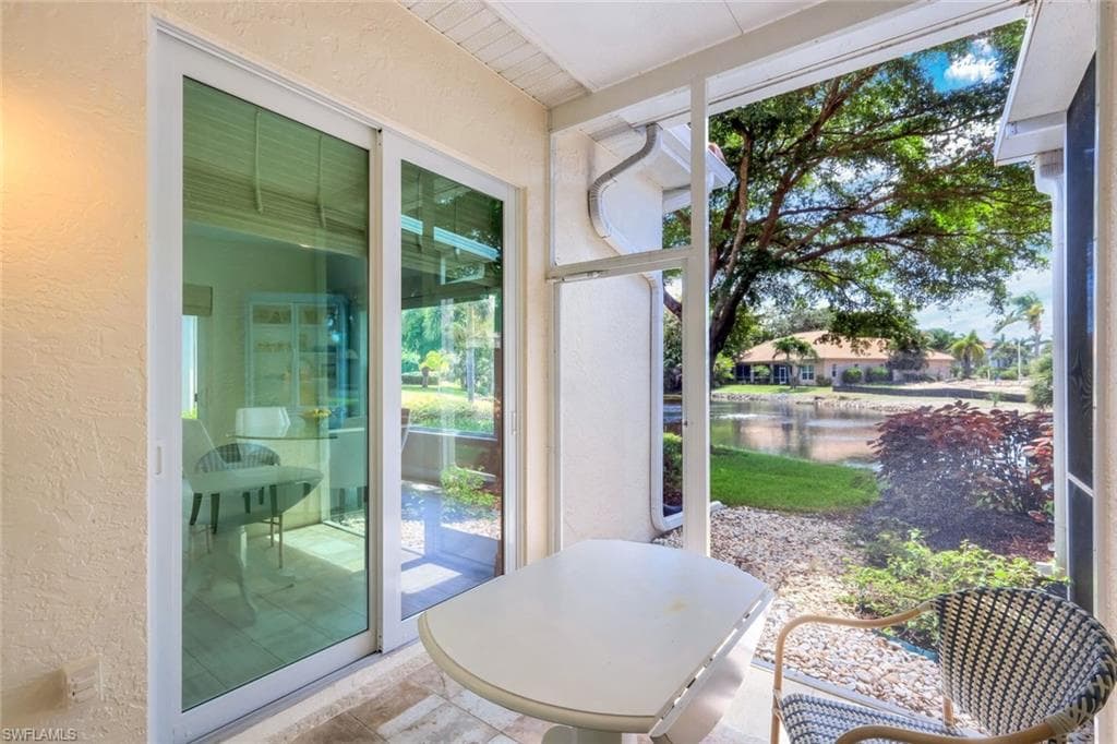 9172 Las Maderas Dr, Bonita Springs, FL 34135-23
