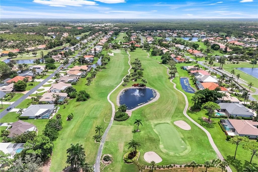 9172 Las Maderas Dr, Bonita Springs, FL 34135-33