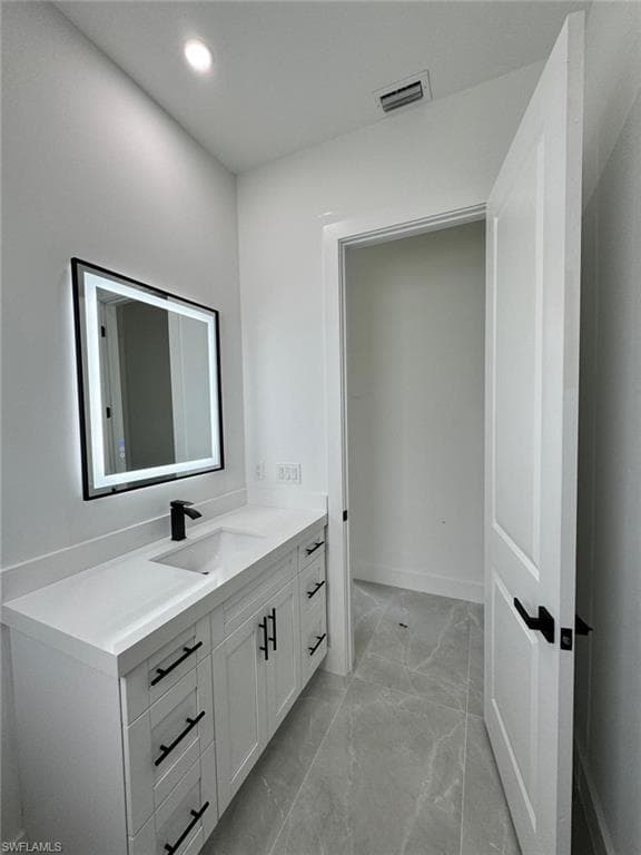 1245 Earnest St E, Lehigh Acres, FL 33974-31