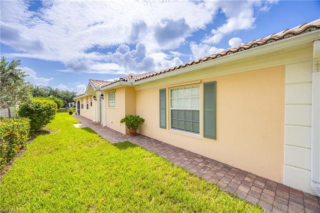 3608 Exuma Way, Naples, FL 34119-5