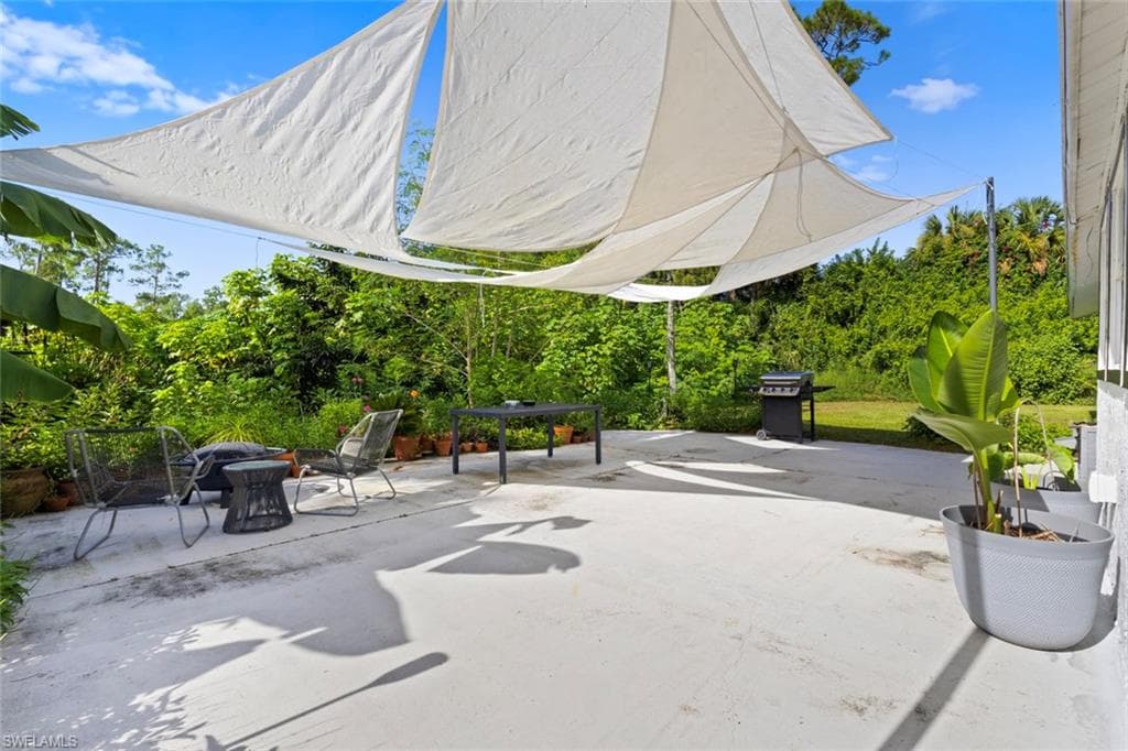 4710 11th Ave SW, Naples, FL 34116-20