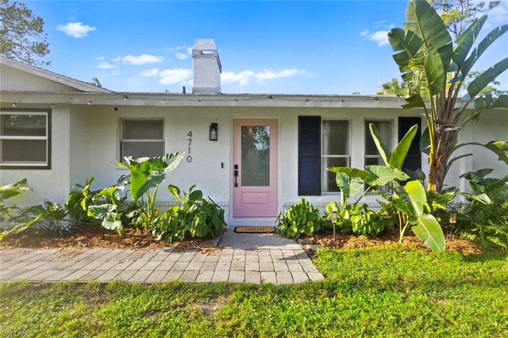 4710 11th Ave SW, Naples, FL 34116-3