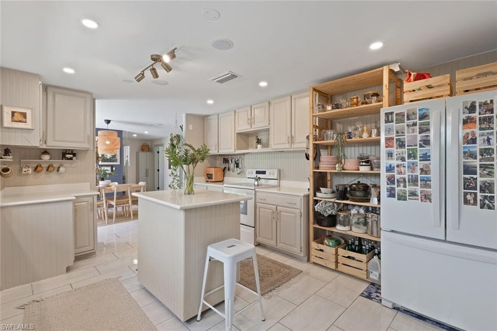 4710 11th Ave SW, Naples, FL 34116-7
