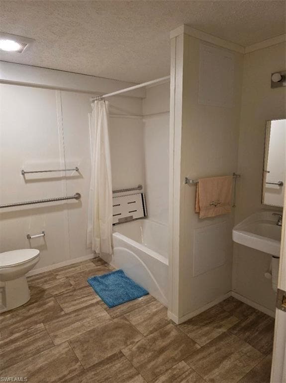 8385 Marx Dr, North Fort Myers, FL 33917-12