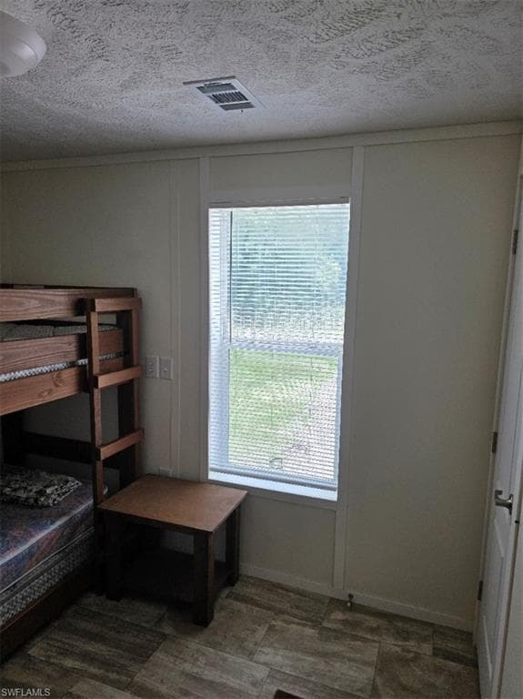 8385 Marx Dr, North Fort Myers, FL 33917-15