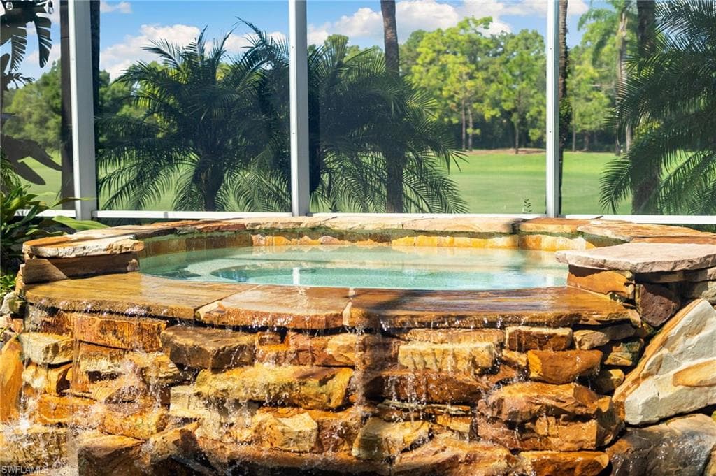 2384 Heritage Greens Dr, Naples, FL 34119-47