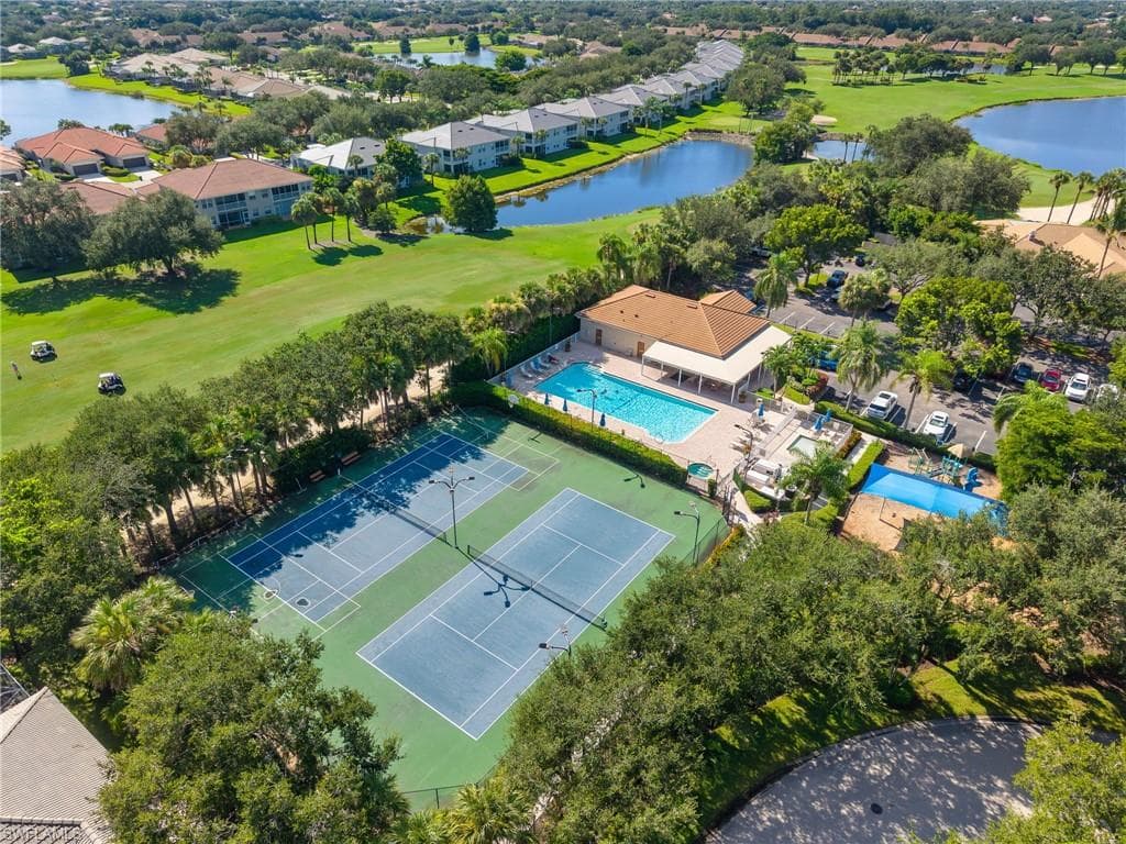 2384 Heritage Greens Dr, Naples, FL 34119-7