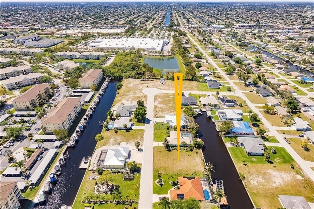 2005 Ottersrest Ln, Cape Coral, FL 33990-4