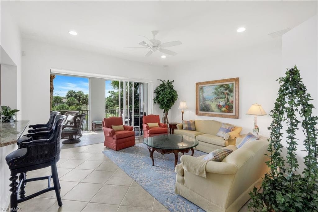 10341 Autumn Breeze Dr 201, Estero, FL 34135-11